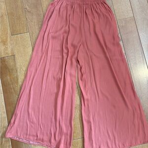 Flowy Pink Wide-Leg Pants